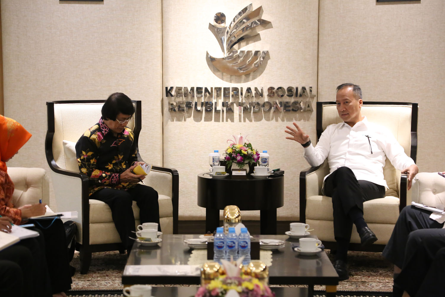 Minister of Social Affairs Received an Audience from Indonesian Child Protection Agency