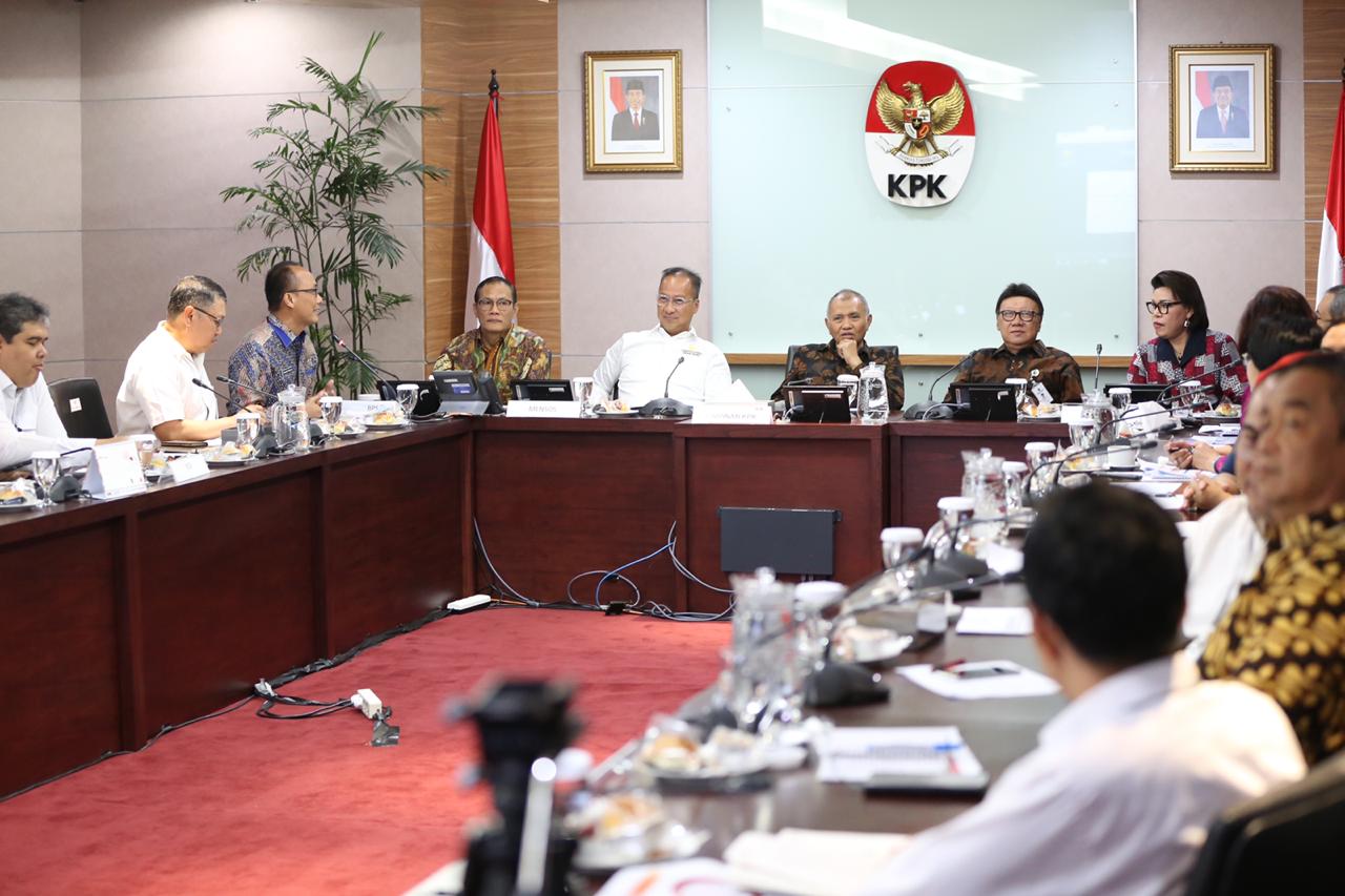 Social Minister Attended ID Number-Based Social Data Recovery Meeting