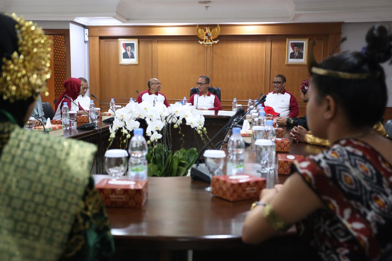 Minister of Social Affairs' Dialogue with 20 Outstanding Children