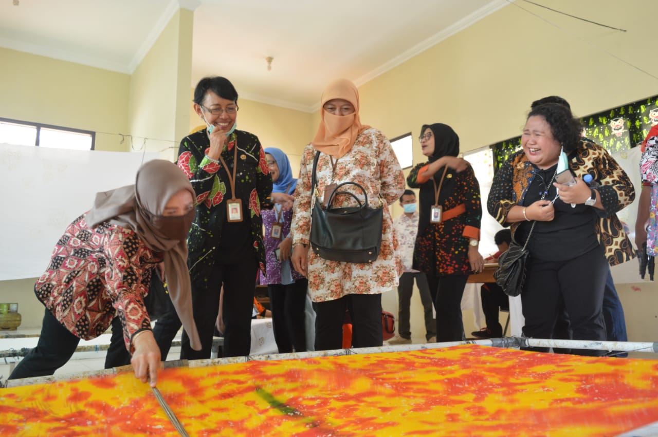 Ministry of Social Affairs Invites 20 Companies to Visit BBRSPDI "Kartini"