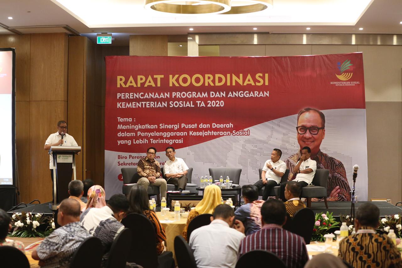 Penutupan Rakor Perencanaan Program dan Anggaran Kemensos 2020