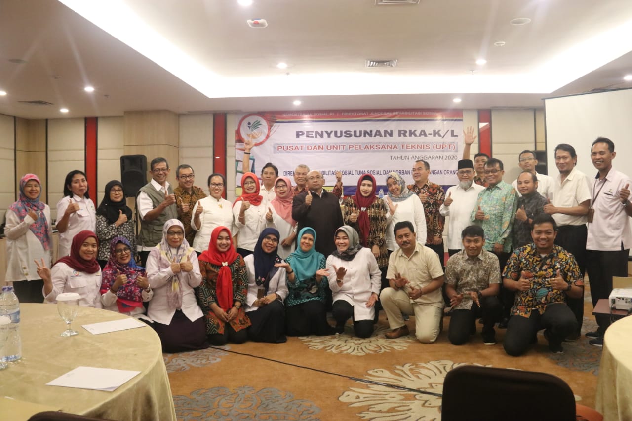 Head of "Handayani" BRSAMPK Attended the Refugee Management Workshop