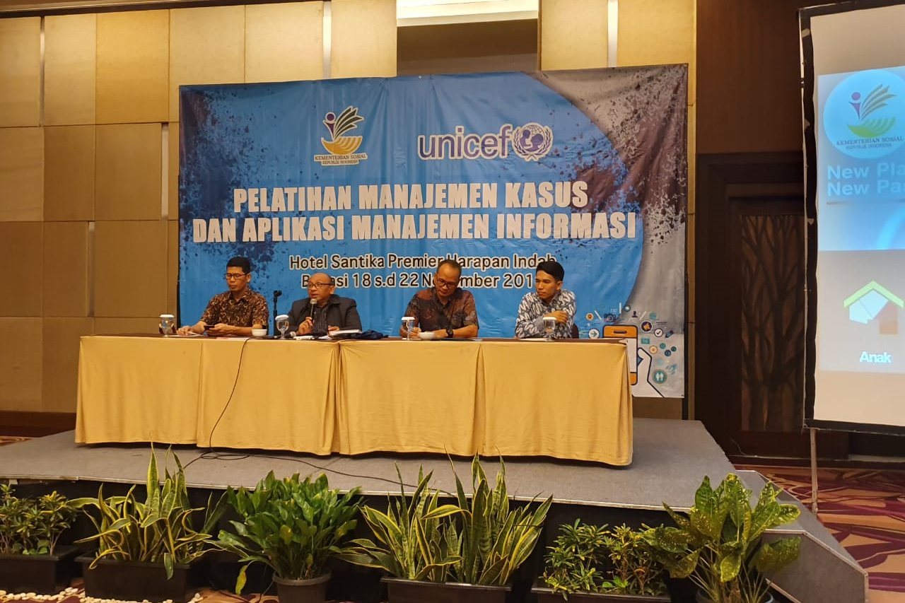 Pelatihan Manajemen Kasus dan Aplikasi Manajemen Informasi