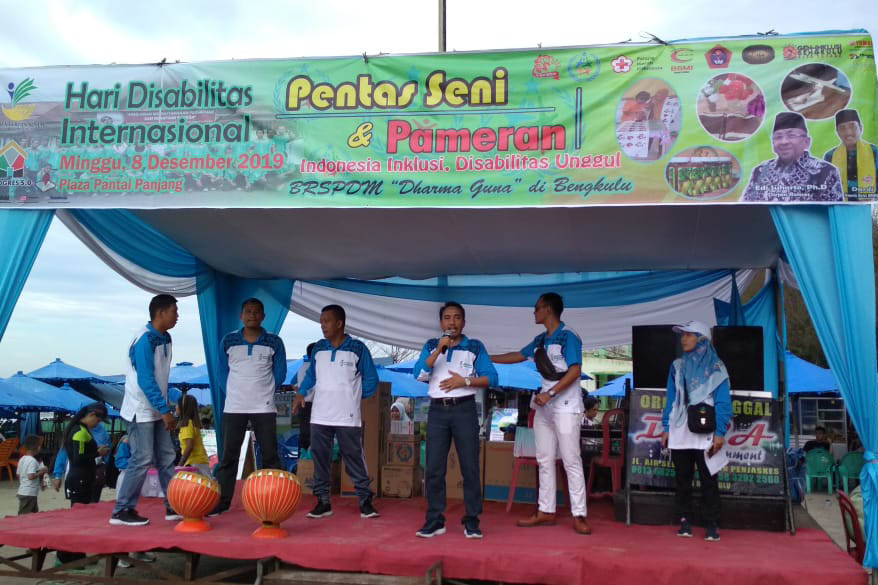 Masyarakat Sangat Antusias Ikuti Peringatan HDI di Pantai Panjang