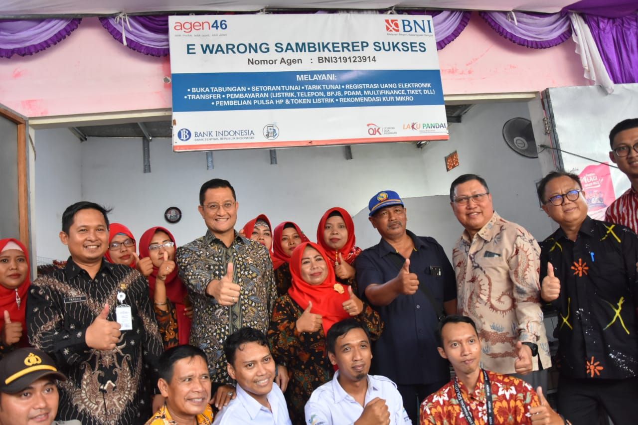 Social Minister's Visit to KUBE e-Warong in Surabaya