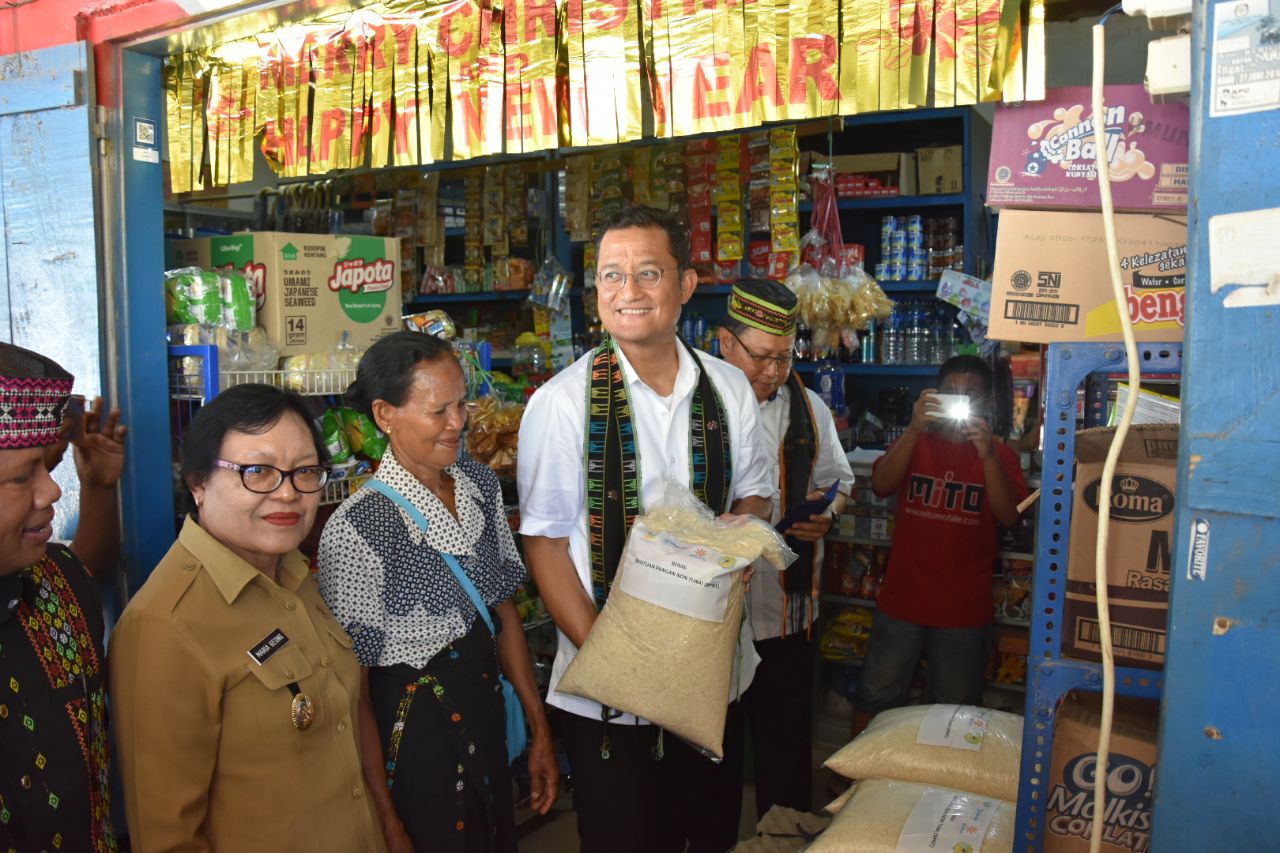 Mensos Harapkan Angka Kemiskinan di Kabupaten Manggarai Barat Turun