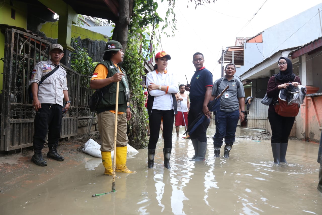 Grace P. Batubara Kunjungi Lokasi Terdampak Banjir Kabupaten Bogor