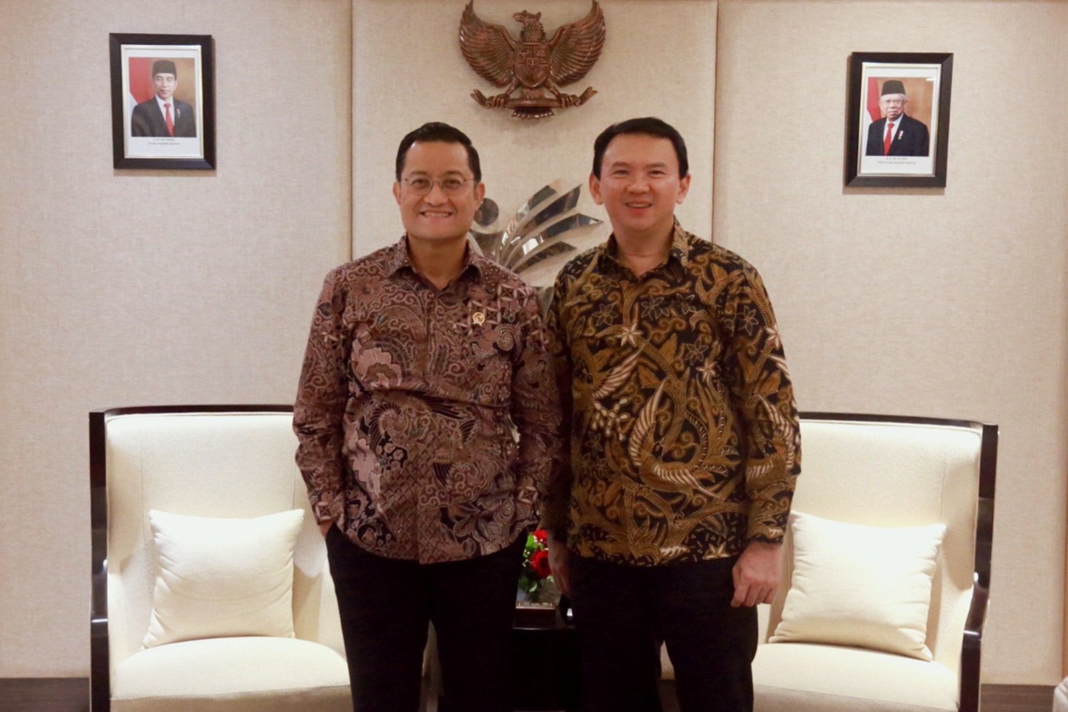 Minister of Social Affairs Receives Hearings from Pertamina's Chief Commissioner