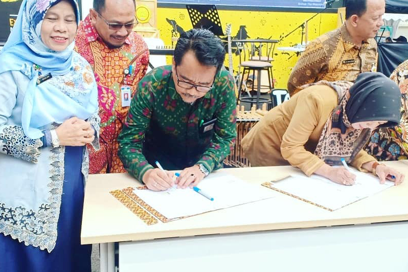 Penandatanganan MoU antara BLBI "Abiyoso" dengan PUSTAKA