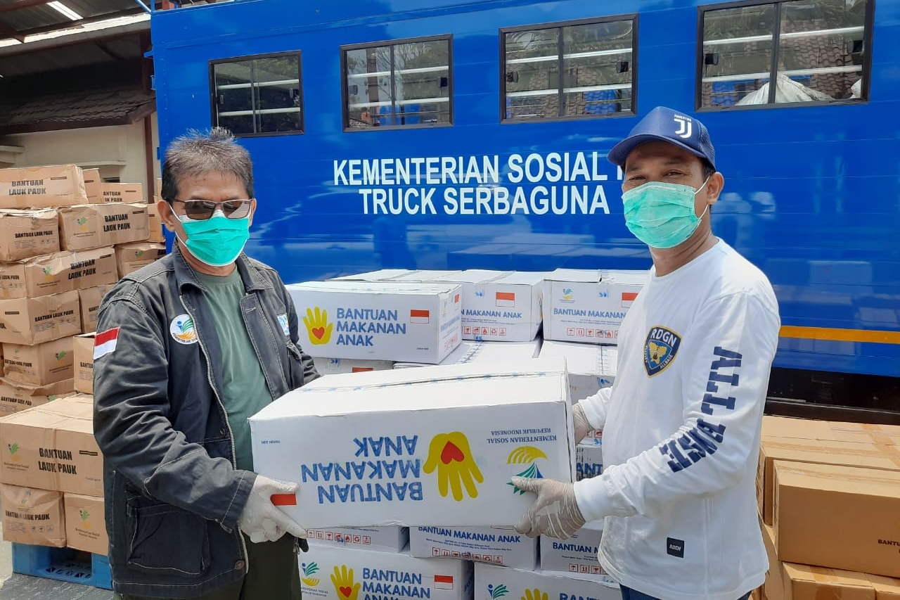 Perkuat Imunitas PM IPWL, Direktorat RSKP NAPZA Salurkan 150 Paket Sembako