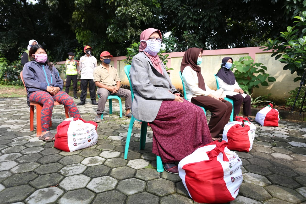 Penjual Batagor Keliling: Terima Kasih Menteri Sosial