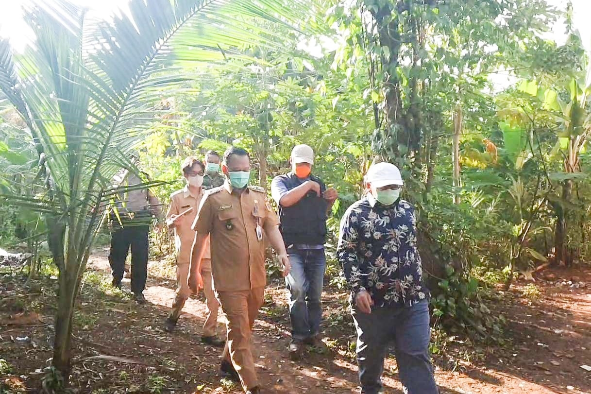 Rasa Syukur Warga Bogor Saat Terima Sembako Kemensos