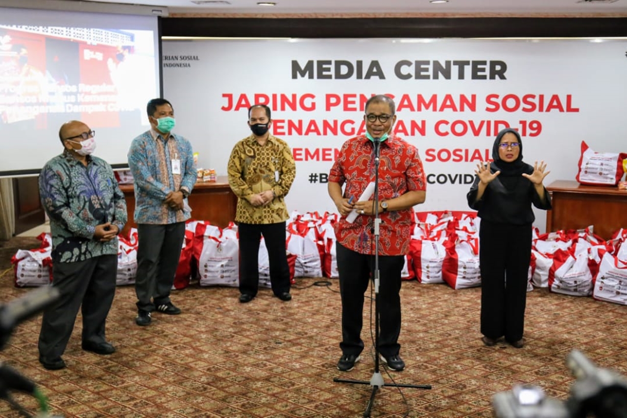 Kemensos Gelar Konferensi Pers Jaring Pengaman Sosial COVID-19