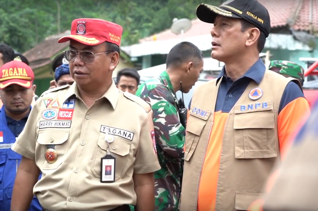 Kemensos, Kemenko PMK dan BNPB Tinjau Dampak Banjir Bandang Lebak