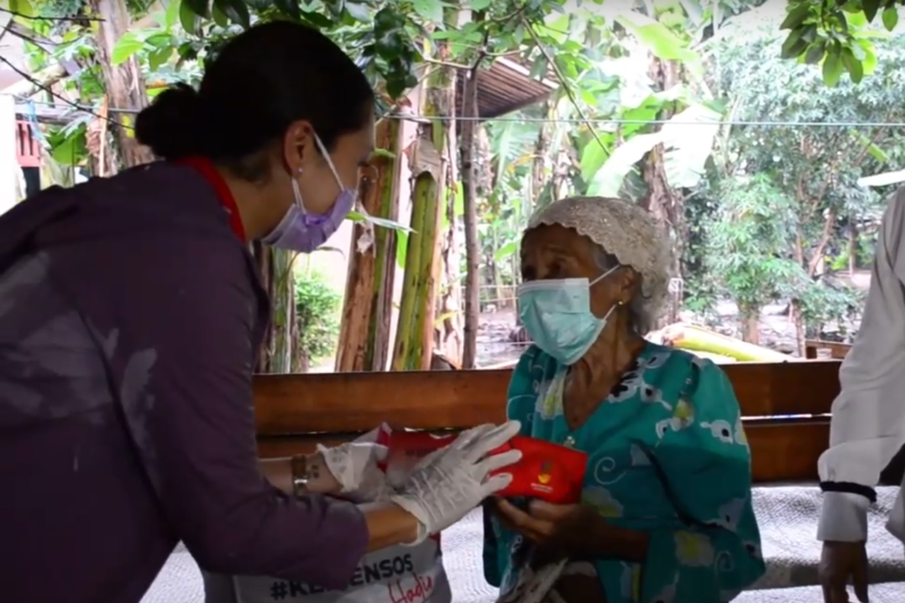 Amah is Grateful Receiving Grocery Assistance from Ministry of Social Affairs