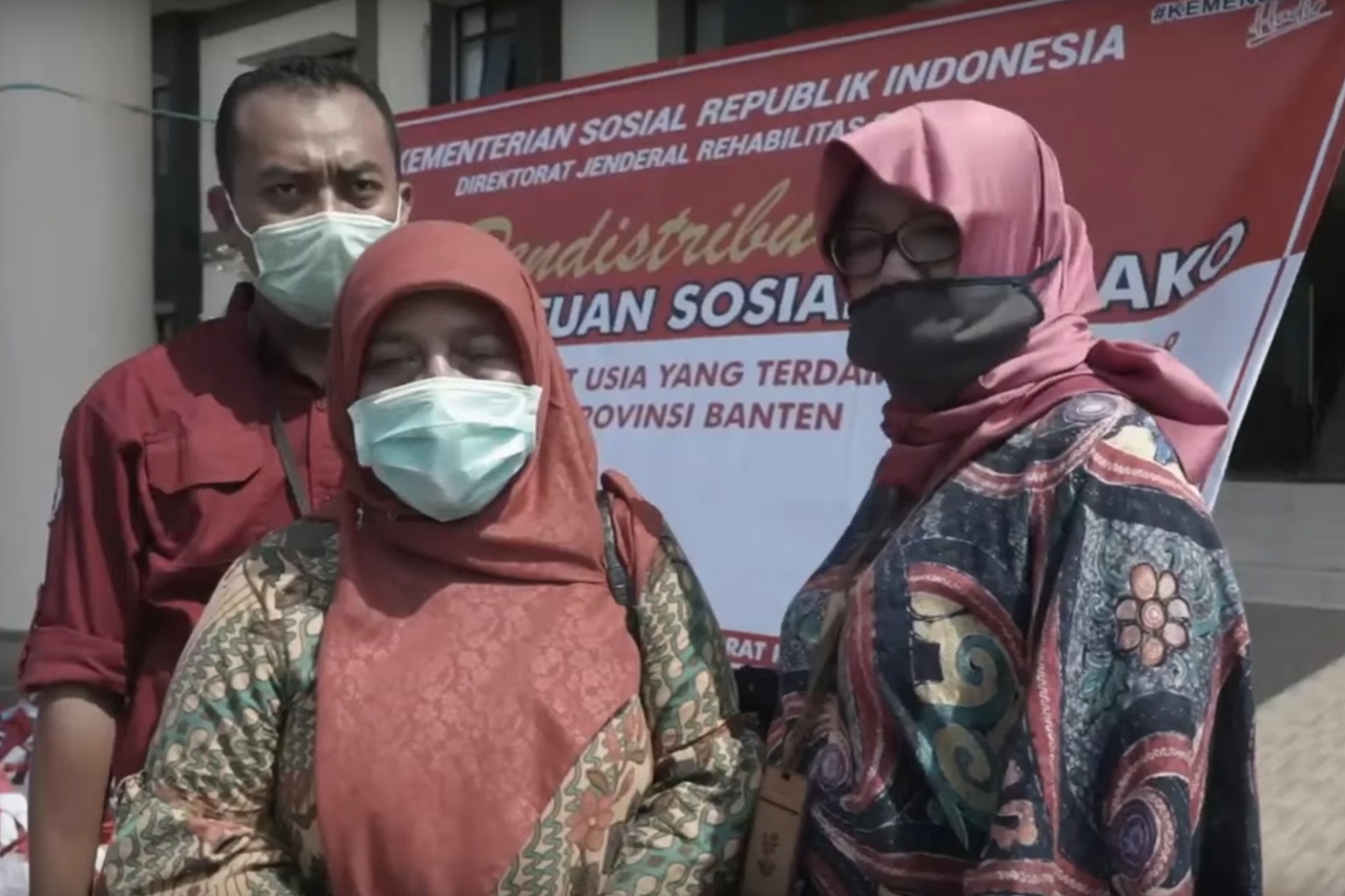 Social Assistance of the Ministry of Social Affairs for the Elderly in Banten