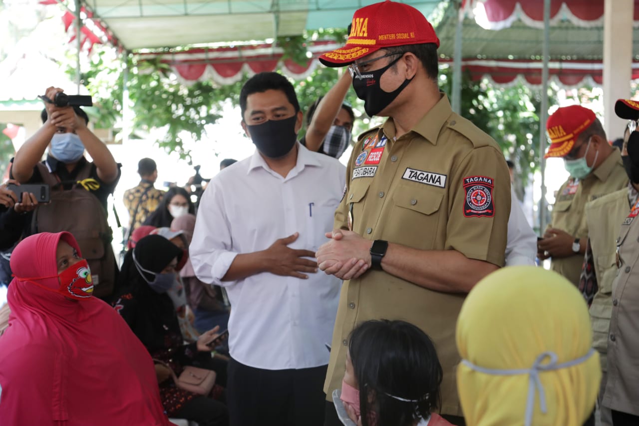 Penyaluran BST dan Program Sembako di Kulon Progo