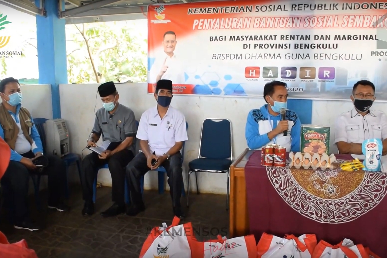 Bengkulu "Dharma Guna" Center Distributes Social Assistance Phase I