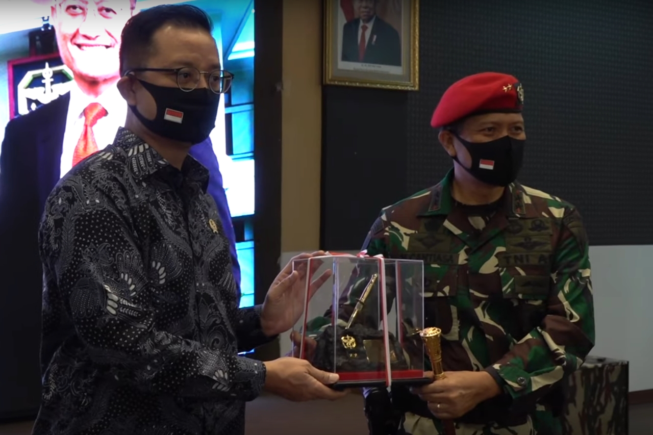 Percepat Penanganan Bencana, Kemensos Bersinergi dengan Kopassus