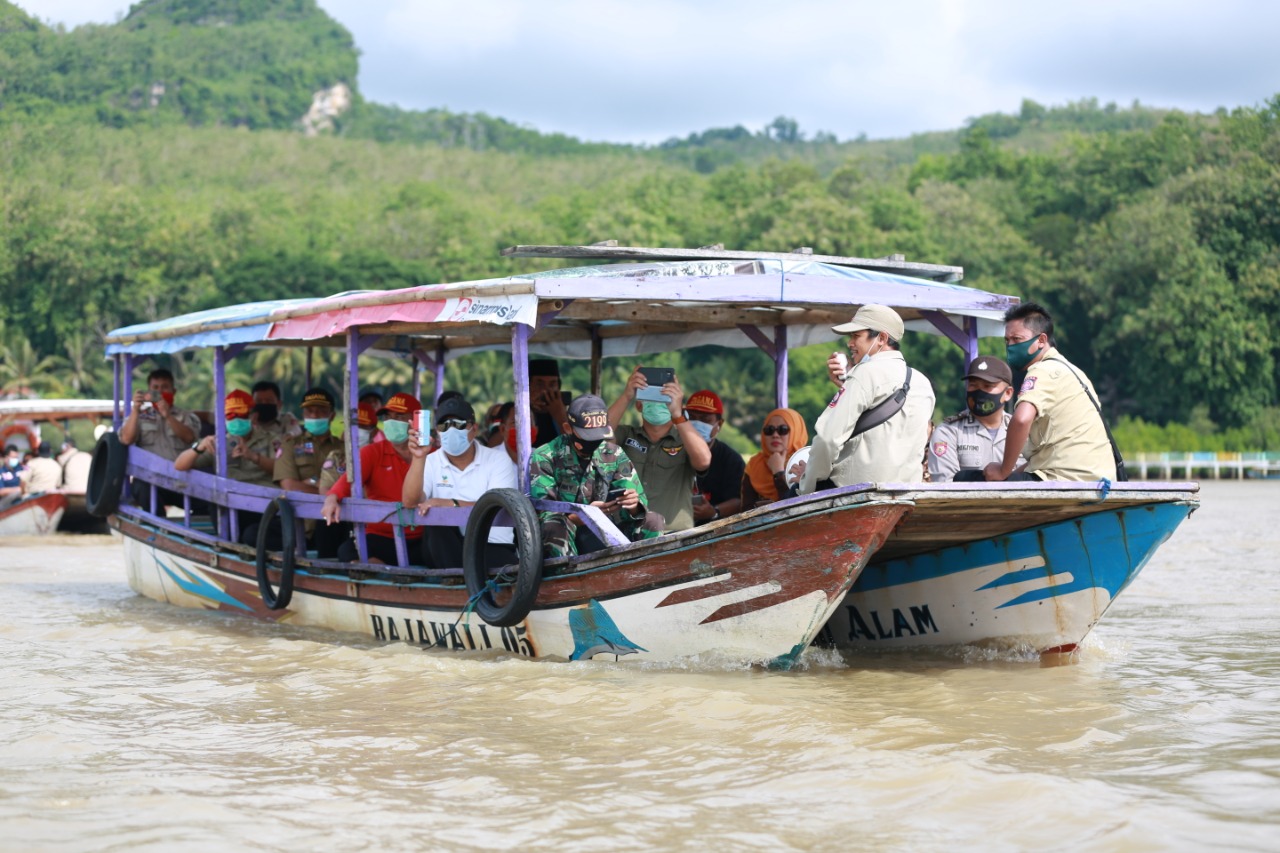 1 Million Mangrove Seeds Prepared to Plant on the Coast of Kebumen