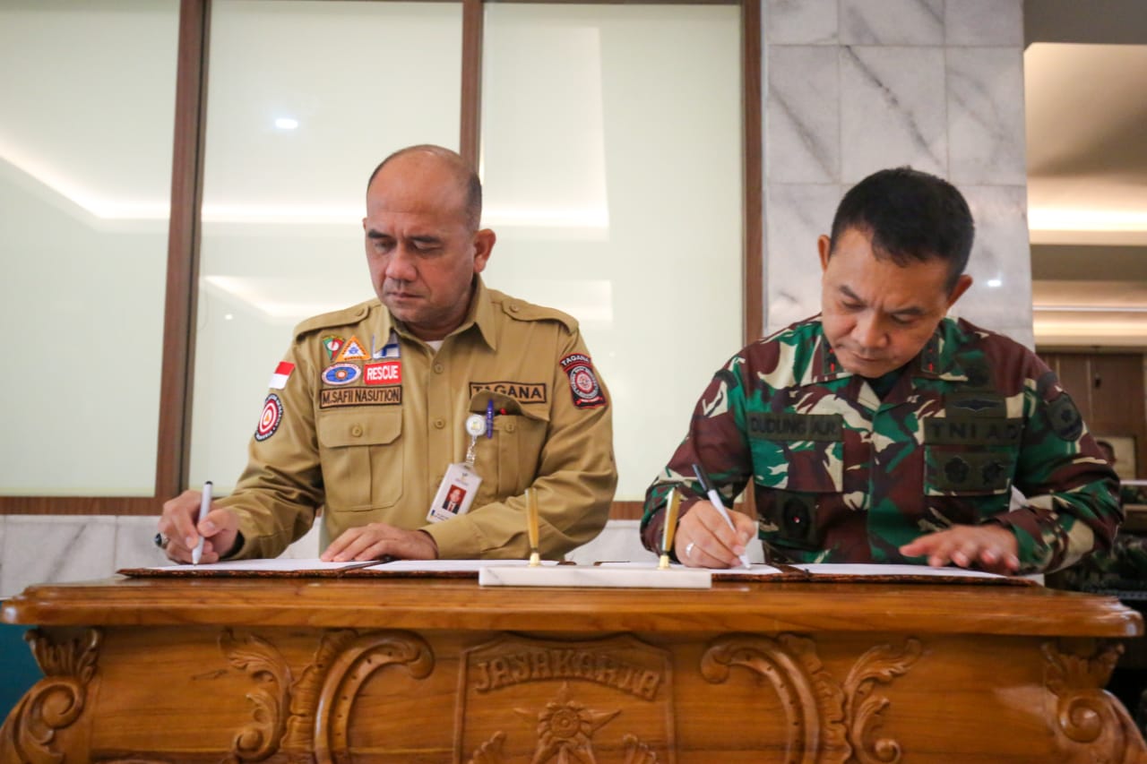 Ministry of Social Affairs Realized COVID-19 Tent and Boat Assistance for the Jaya Jakarta Military Command