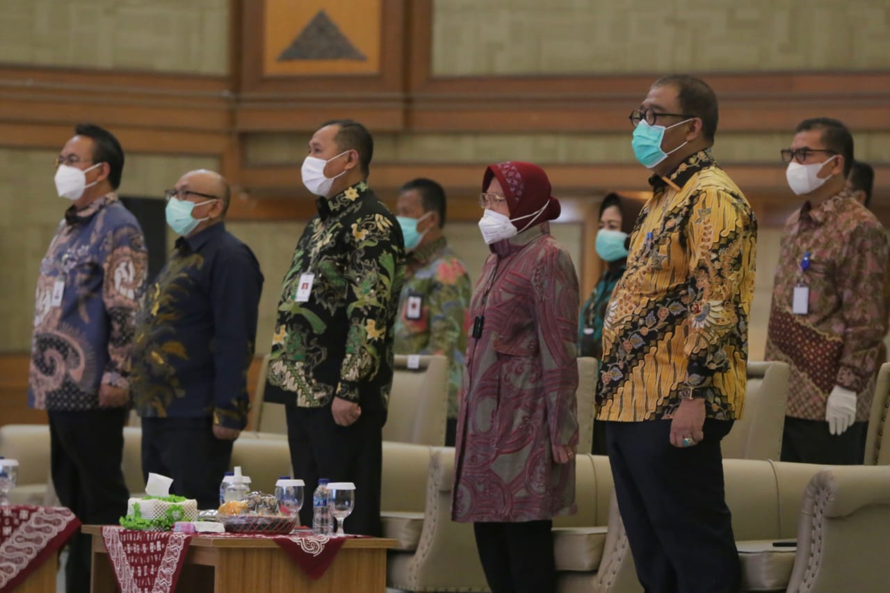 Mensos Risma Lantik Pejabat Fungsional Kemensos RI