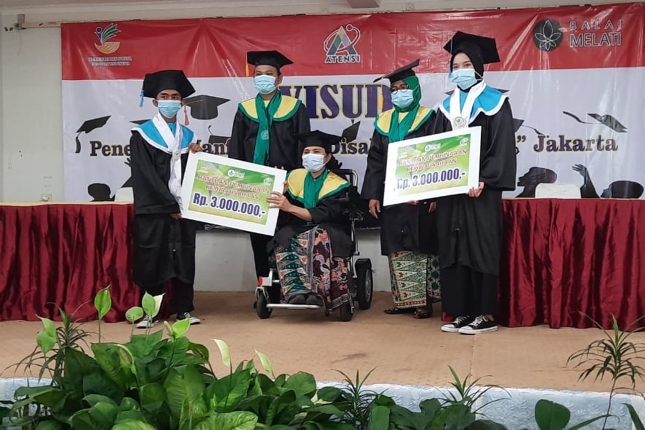 Wisuda Penerima Manfaat Akhiri Masa Layanan ATENSI