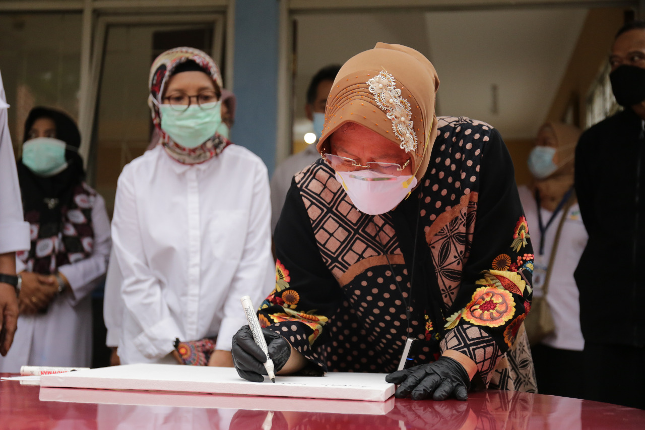 Kunjungan Mensos Risma ke BRSAMPK "Handayani" Jakarta