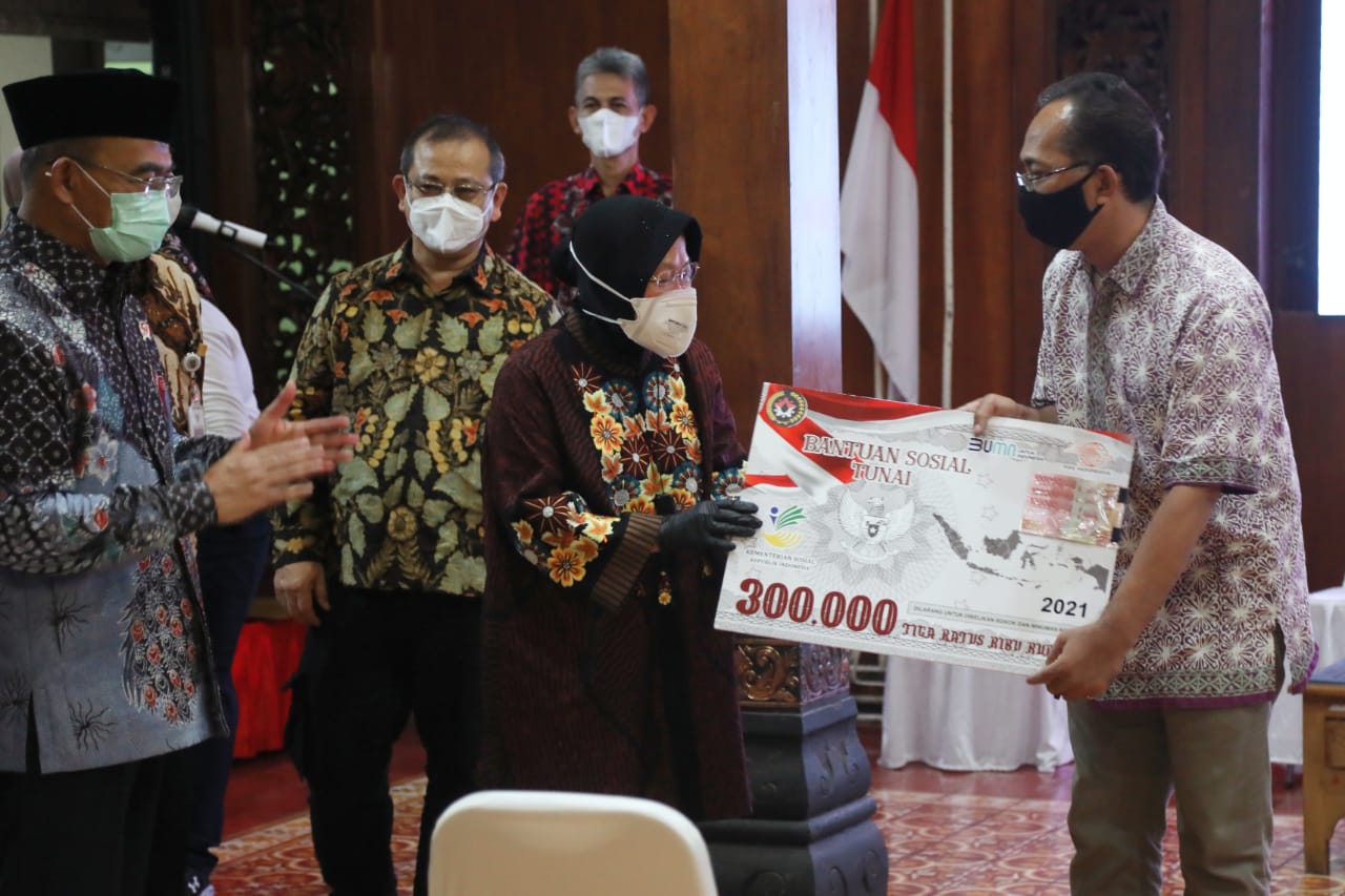 Checking Cash Assistance Disbursement in Surakarta, Social Minister Asks the Regional Government to Synchronize Data