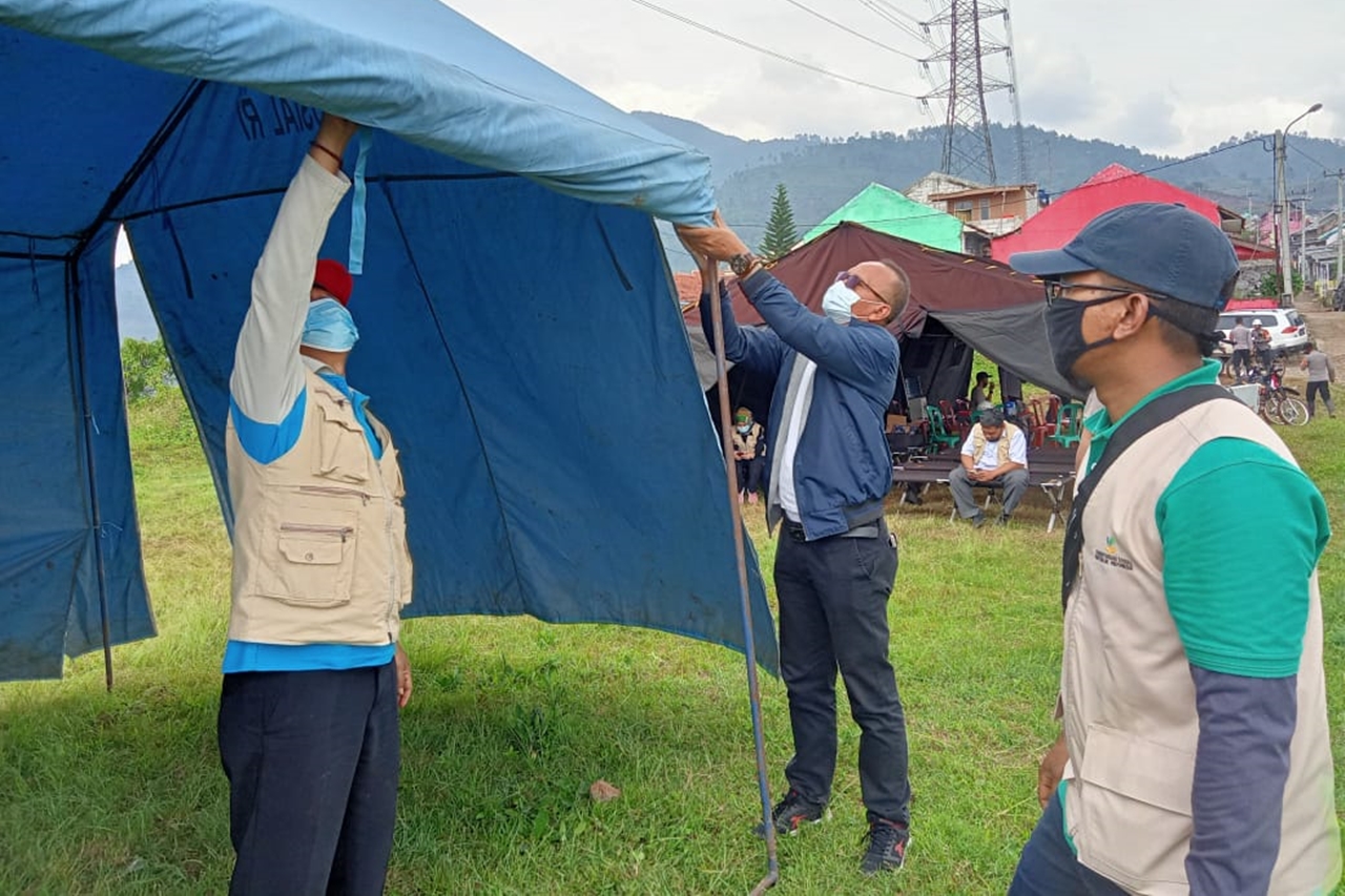 Balai "Phala Martha" Hadir Berikan Bantuan Sosial dan LDP Bagi Masyarakat Terdampak Bencana Longsor di Sumedang