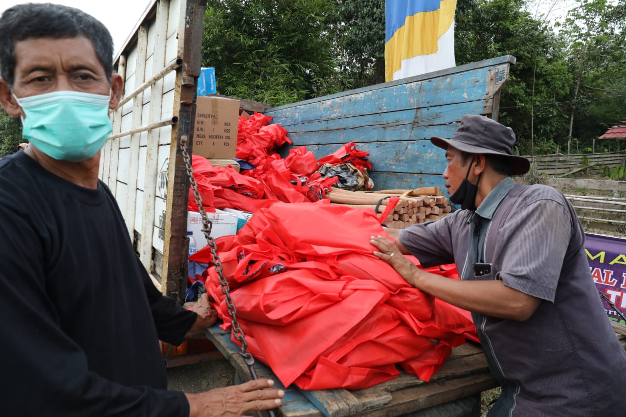 Assistance Package from the Ministry of Social Affairs for KAT-SAD Jambi Citizens