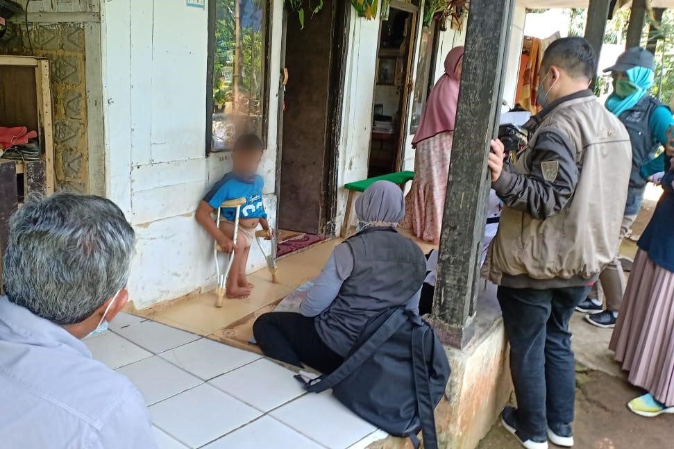 Butuh Penanganan Lanjutan, Kemensos Siap Fasilitasi Rehabilitasi Fisik Adul Selama Satu Tahun