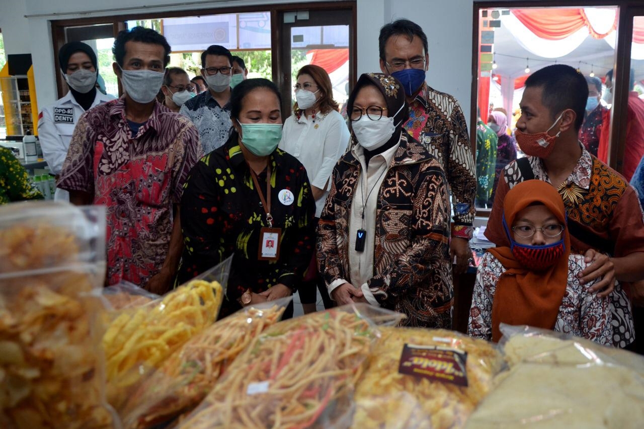 Minister of Social Affairs Inaugurates SKA BBRSPDI "Kartini" Temanggung