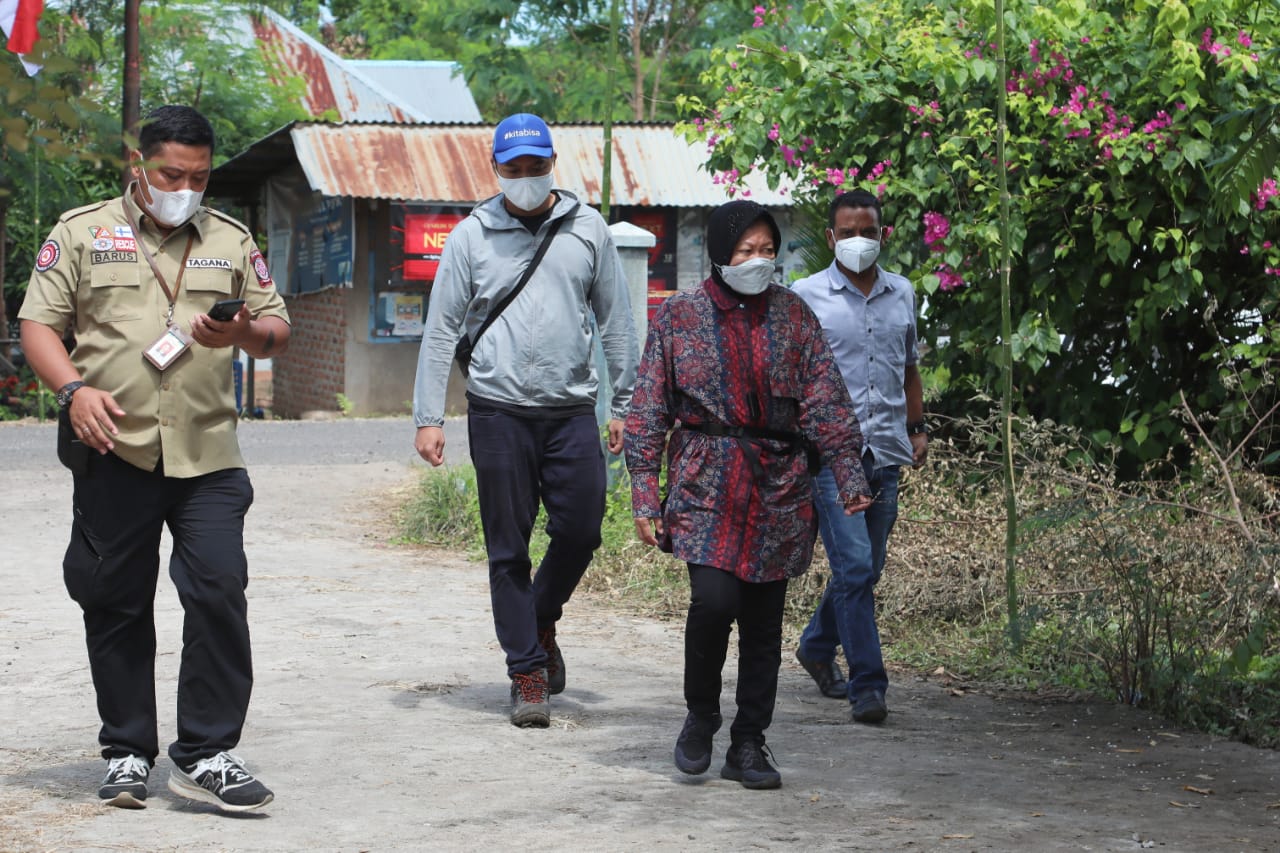 Mensos Kunjungi Posko Tanggap Bencana di Kabupaten Lembata