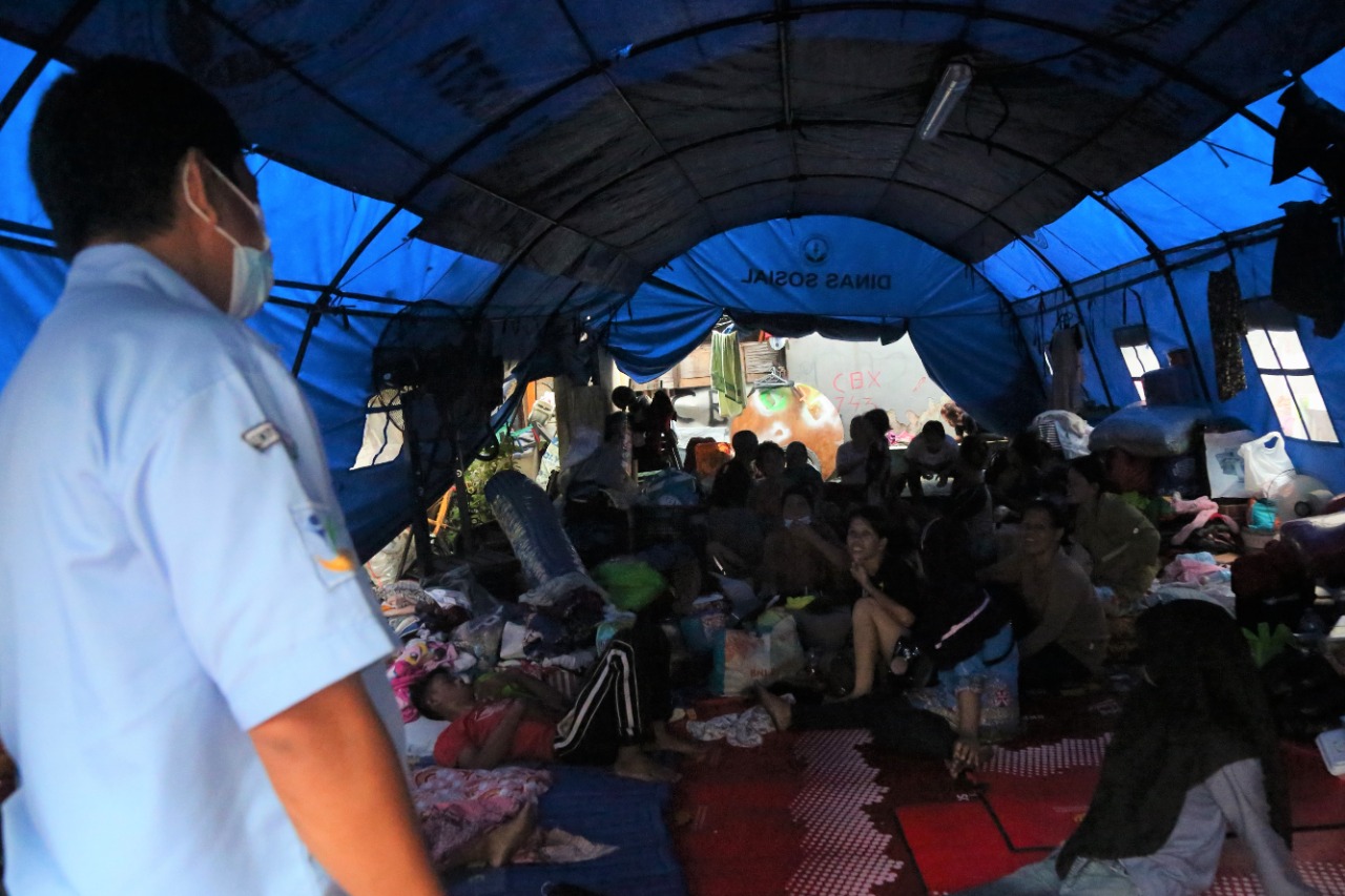 Peninjauan Lokasi Kebakaran Keagungan