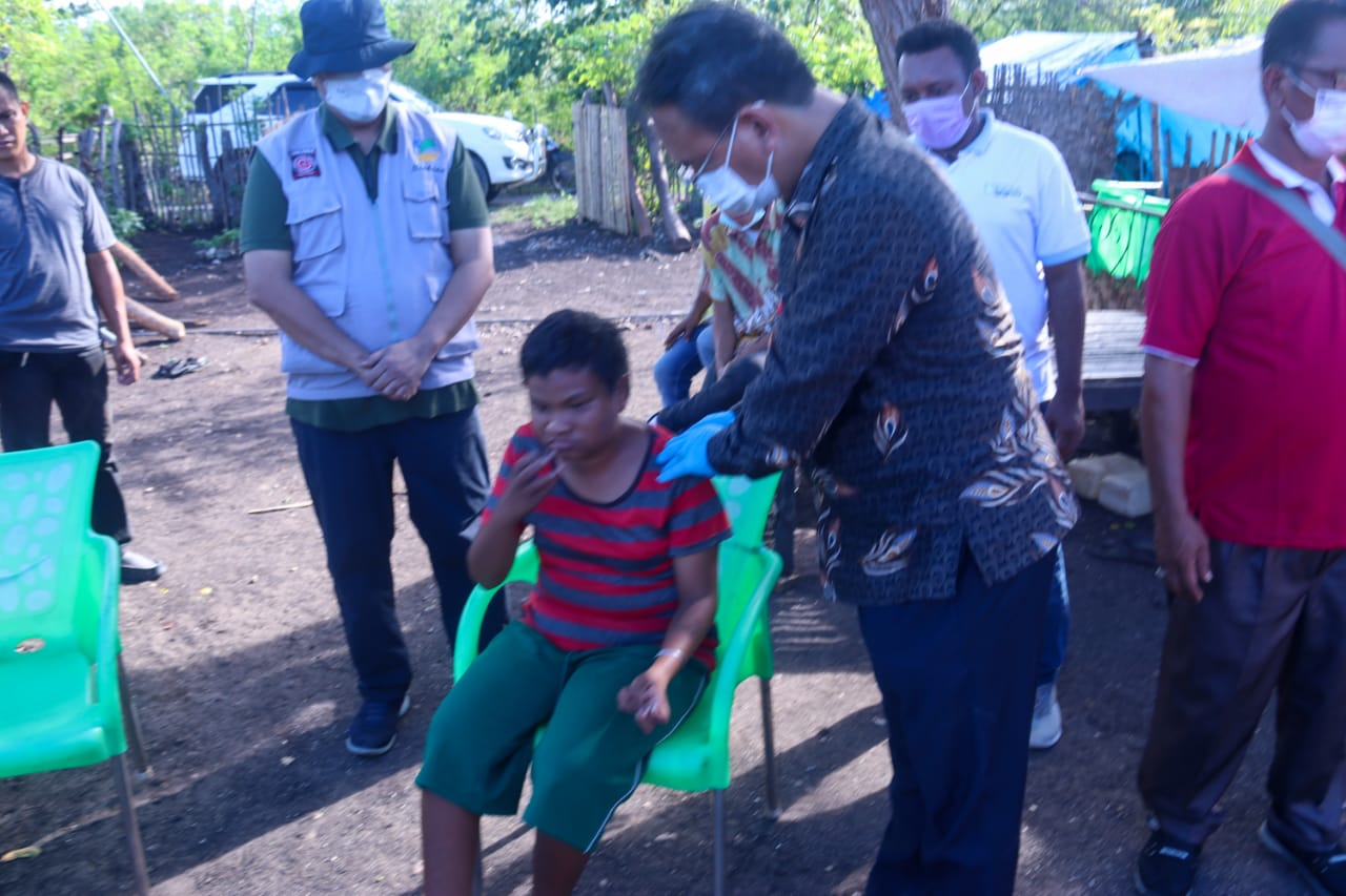 Kemensos Jangkau Penyandang Disabilitas Penyintas Bencana Badai Siklon Seroja di Sumba Timur