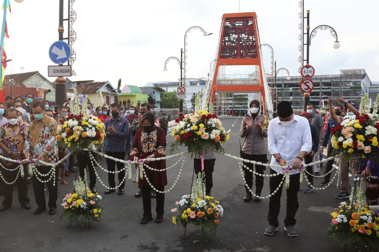 Dukung Sarana Intermoda Kota Surabaya, Mensos Resmikan Jembatan Sawunggaling