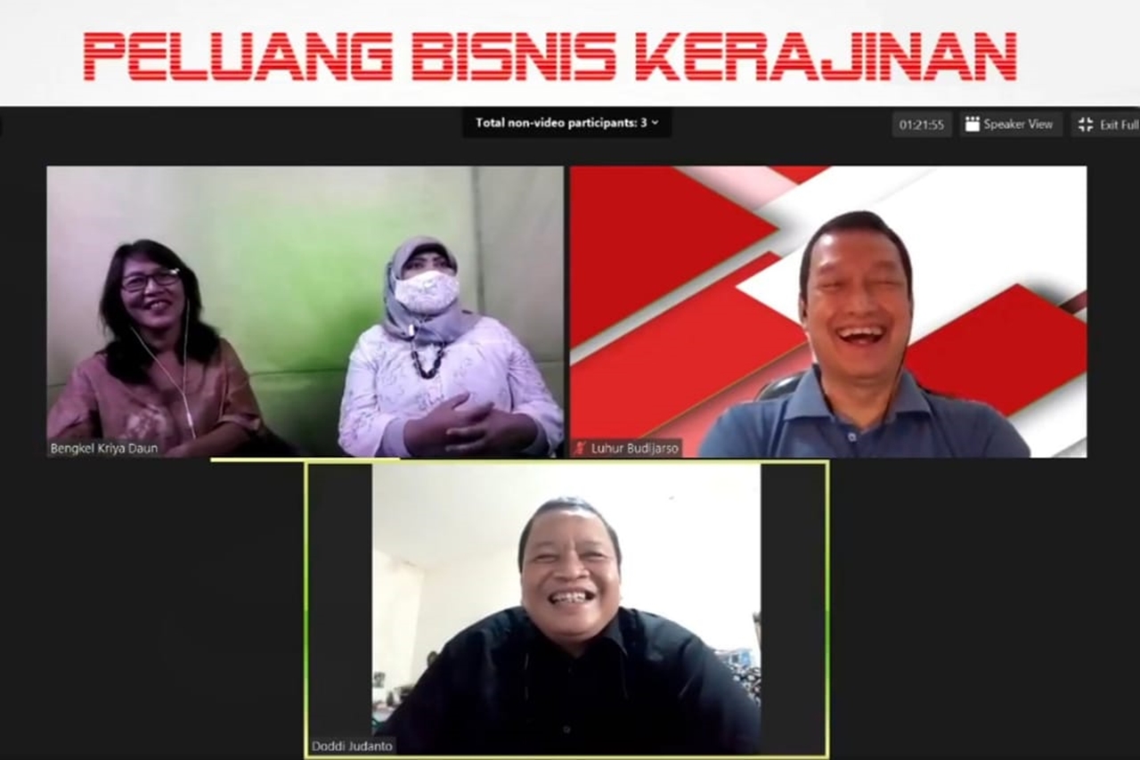 Berdayakan Penerima Manfaat, Balai Kemensos Tangkap Peluang Bisnis Kerajinan di Masa Pandemi