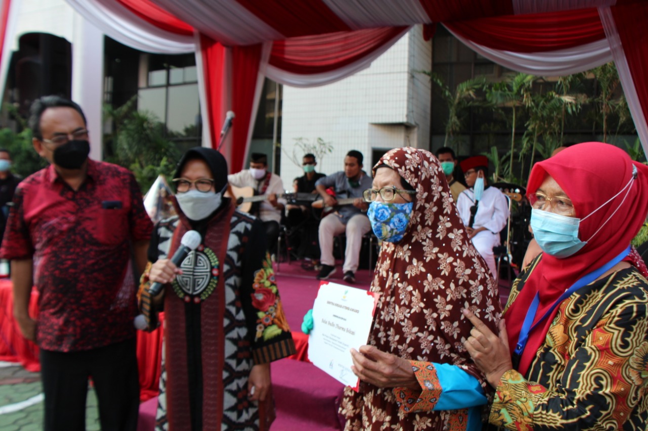 "Ecoprint" Balai Lansia "Budhi Dharma" Sabet Penghargaan di Bazar Ramadan Kemensos