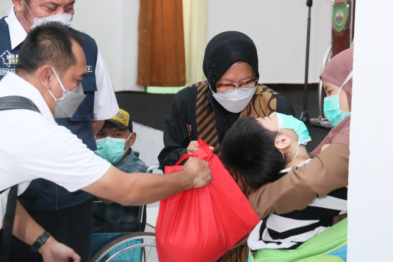 Kunker Mensos ke Balai Disabilitas "Budi Perkasa" di Palembang