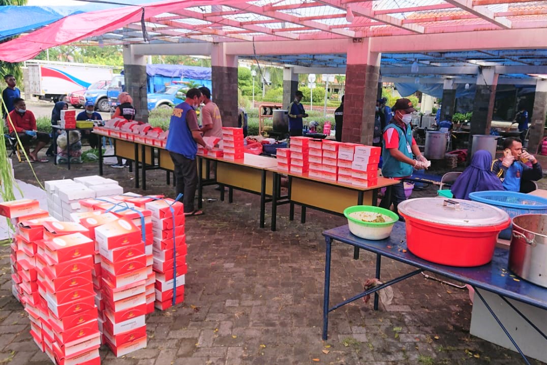 Laksanakan Instruksi Mensos, Dapur Umum di UPT Kemensos Gas Pol Penuhi Kebutuhan Makanan dan Nutrisi Masyarakat