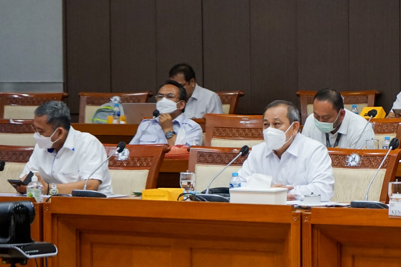 Rapat Dengar Pendapat Kemensos dan Komisi VIII DPR RI