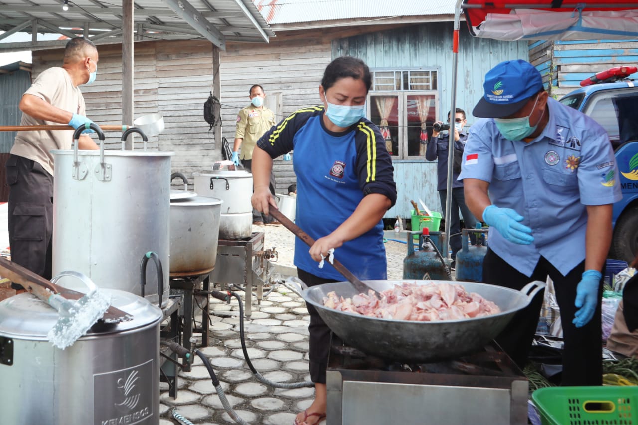 Kemensos Salurkan Bantuan Bagi Warga Terdampak Banjir di Palangkaraya