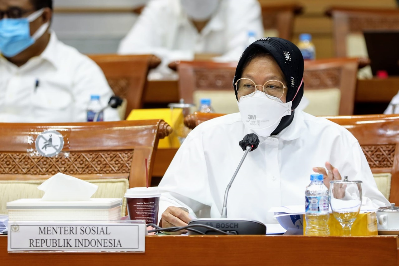 Rapat Kerja Kemensos dan Komisi VIII DPR RI Bahas Penyesuaian RKA/KL