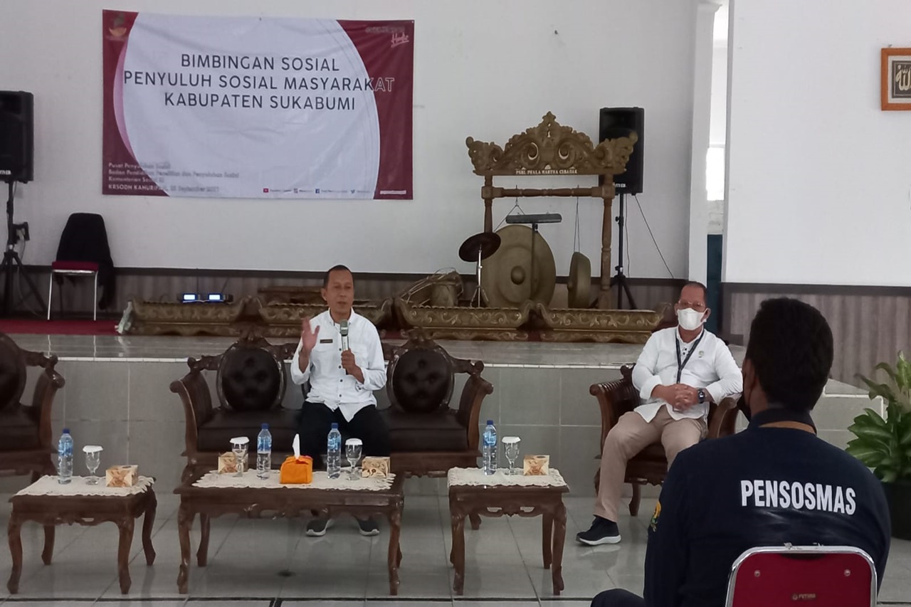 Bimbingan Sosial untuk Penguatan Penyuluh Sosial Masyarakat Sukabumi