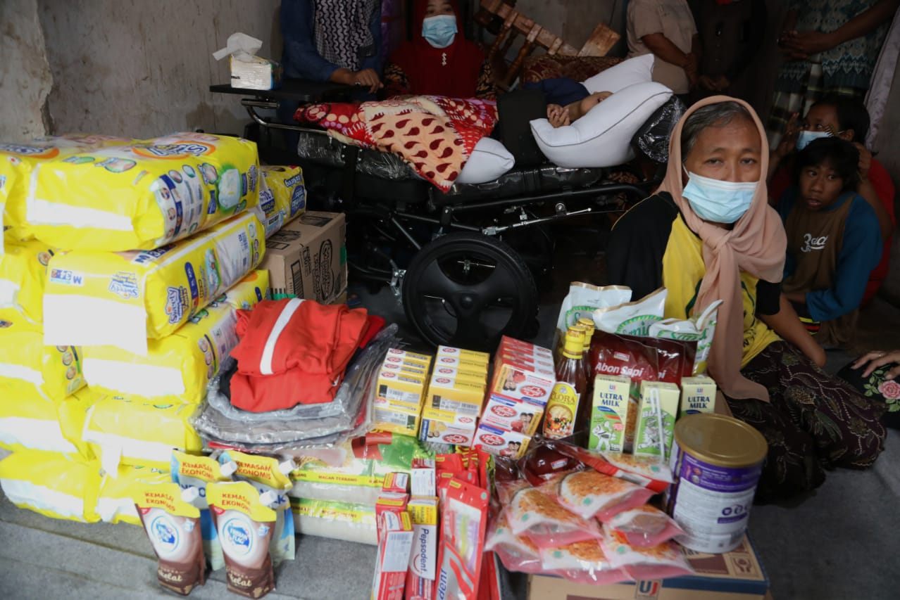 Mensos Sambangi Kediaman Kakak Beradik Penderita Mikrosefalus, Bantu Asupan Nutrisi Hingga Stimulan Ekonomi