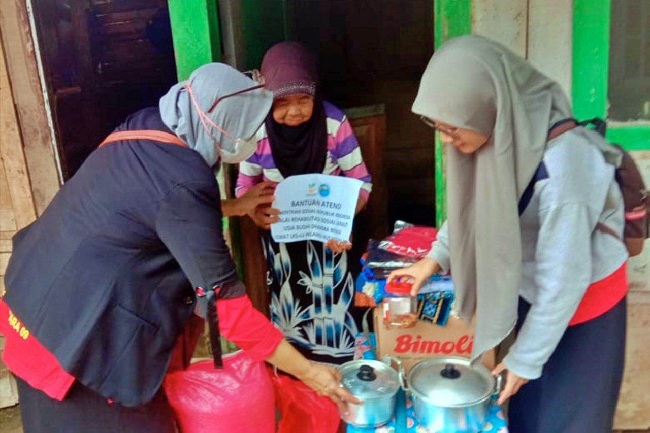 Balai “Budhi Dharma” Berikan Bantuan ATENSI bagi Lansia di Wonosobo