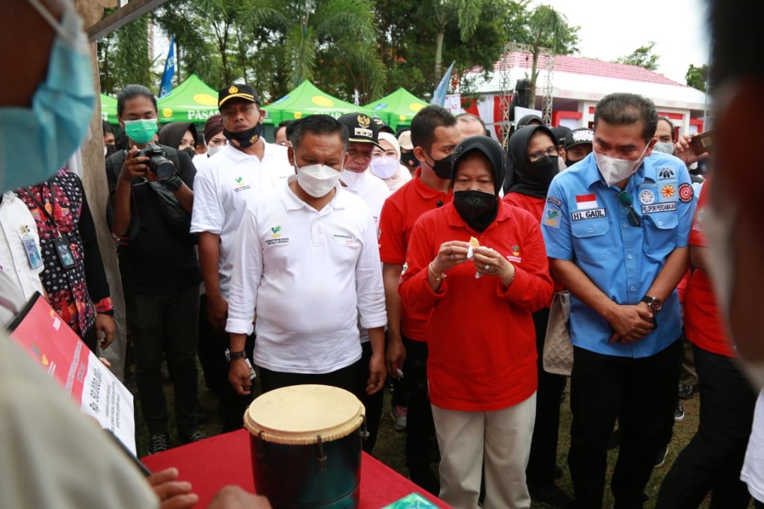 Penyerahan Bantuan pada Puncak BBKS 2021 di Bangka Barat