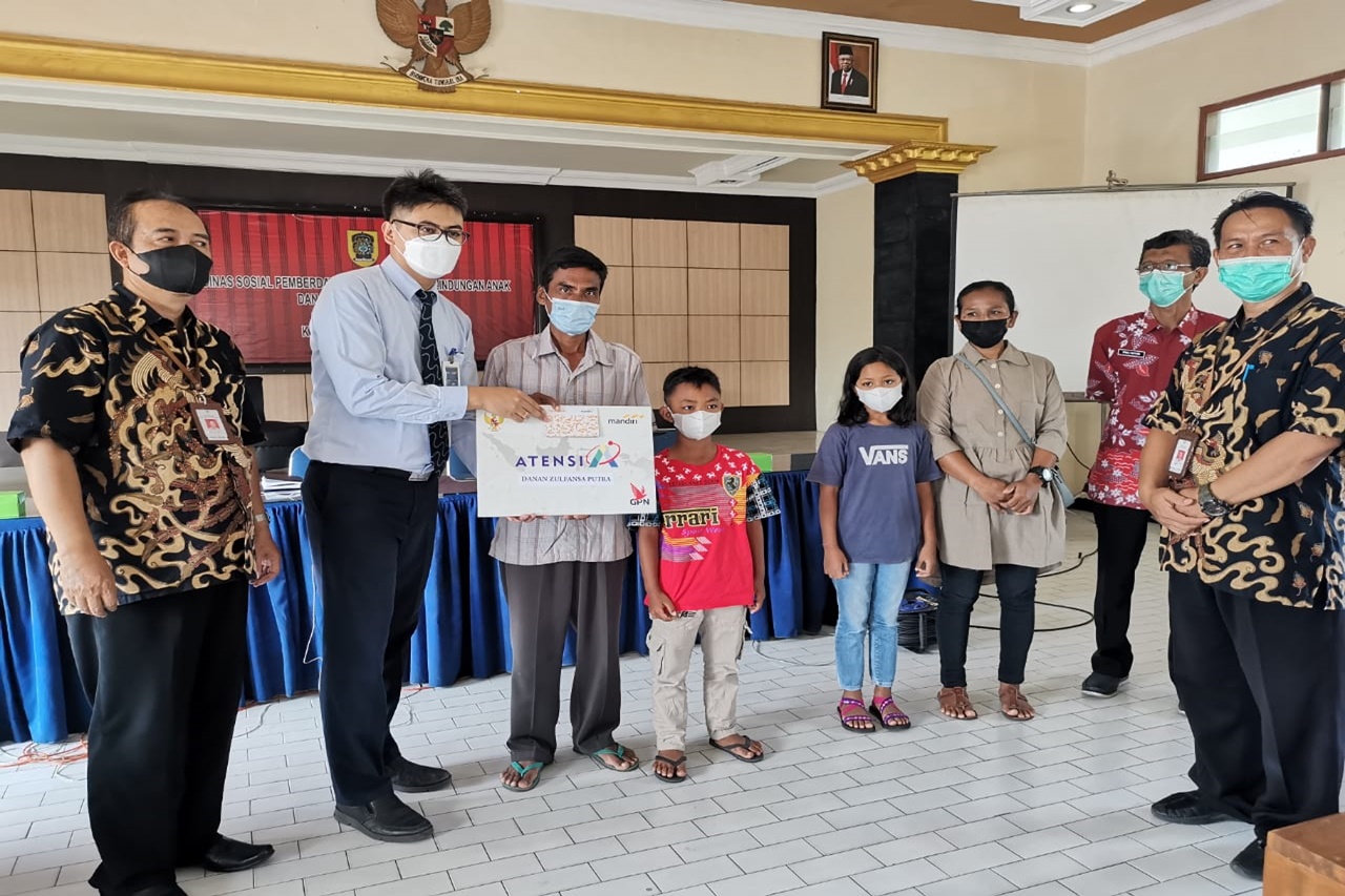 Kementerian Sosial Menyalurkan Bantuan ATENSI bagi 3043 Anak YAPI