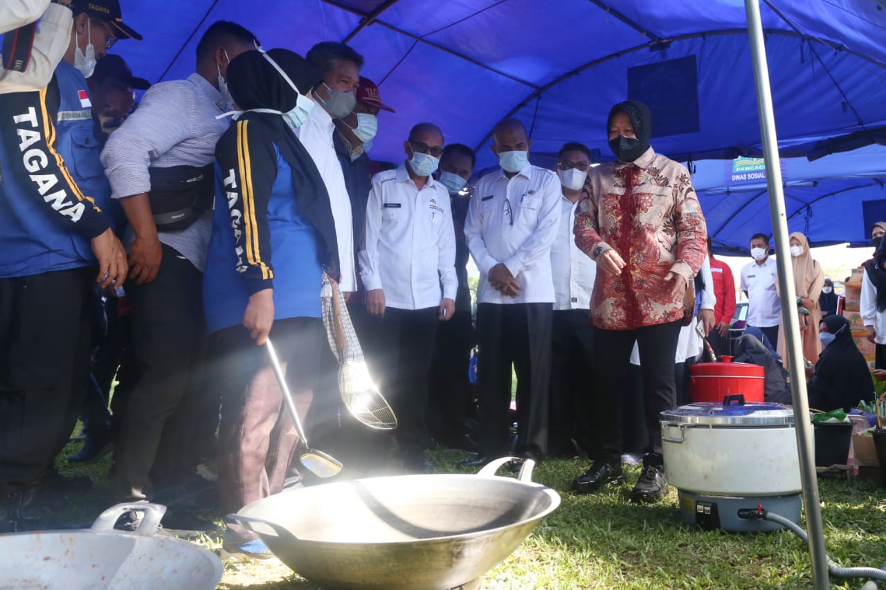 Tinjau Korban Banjir Bandang, Mensos Minta Pemkot Langsa Percepat Relokasi 9 KK dari Tenda Pengungsi